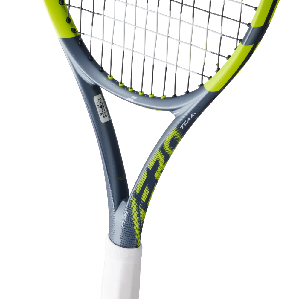 Babolat Pure Aero Team Tennis Racket - Strung - 2026 - Image 4