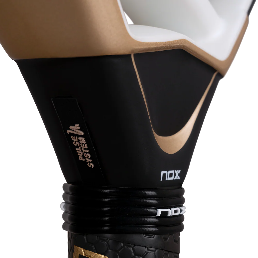 NOX AT10 Genius 18K by Agustin Tapia Padel Racket + Carrycase - 2026 - Image 10