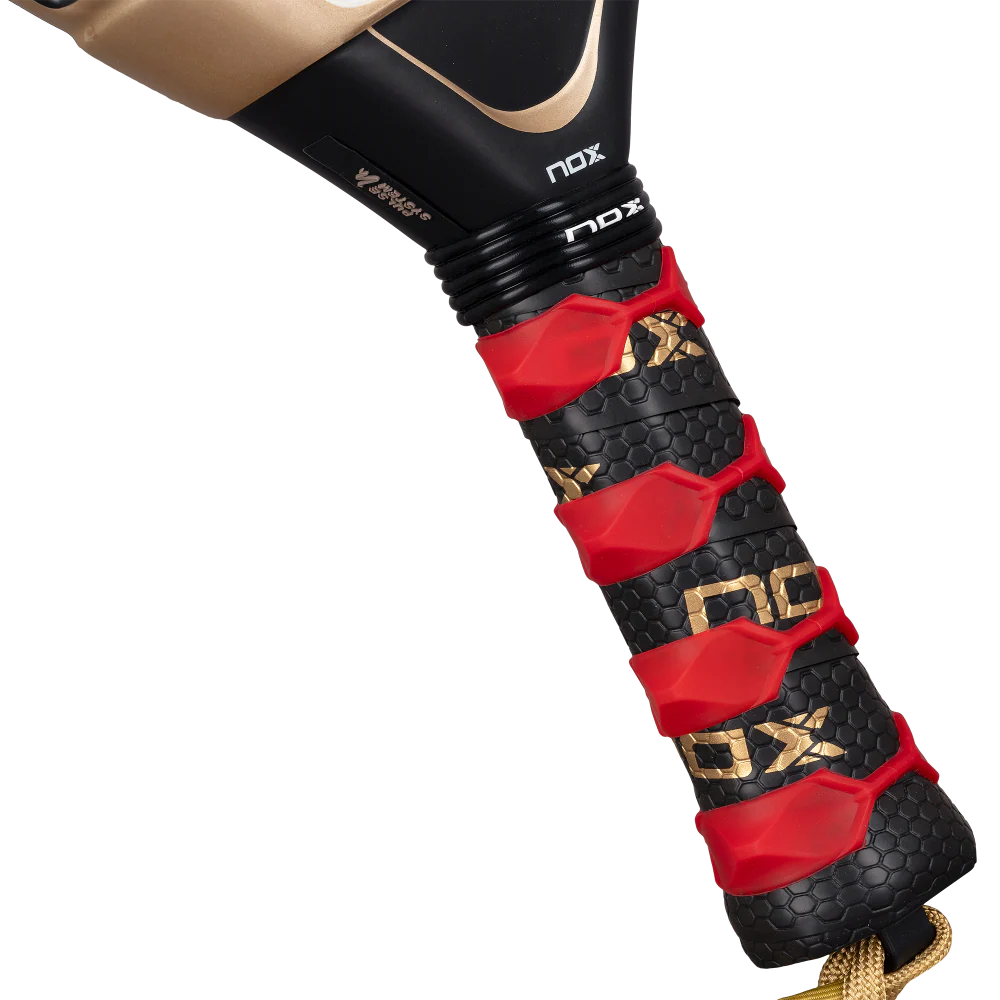NOX AT10 Genius 18K by Agustin Tapia Padel Racket + Carrycase - 2026 - Image 4