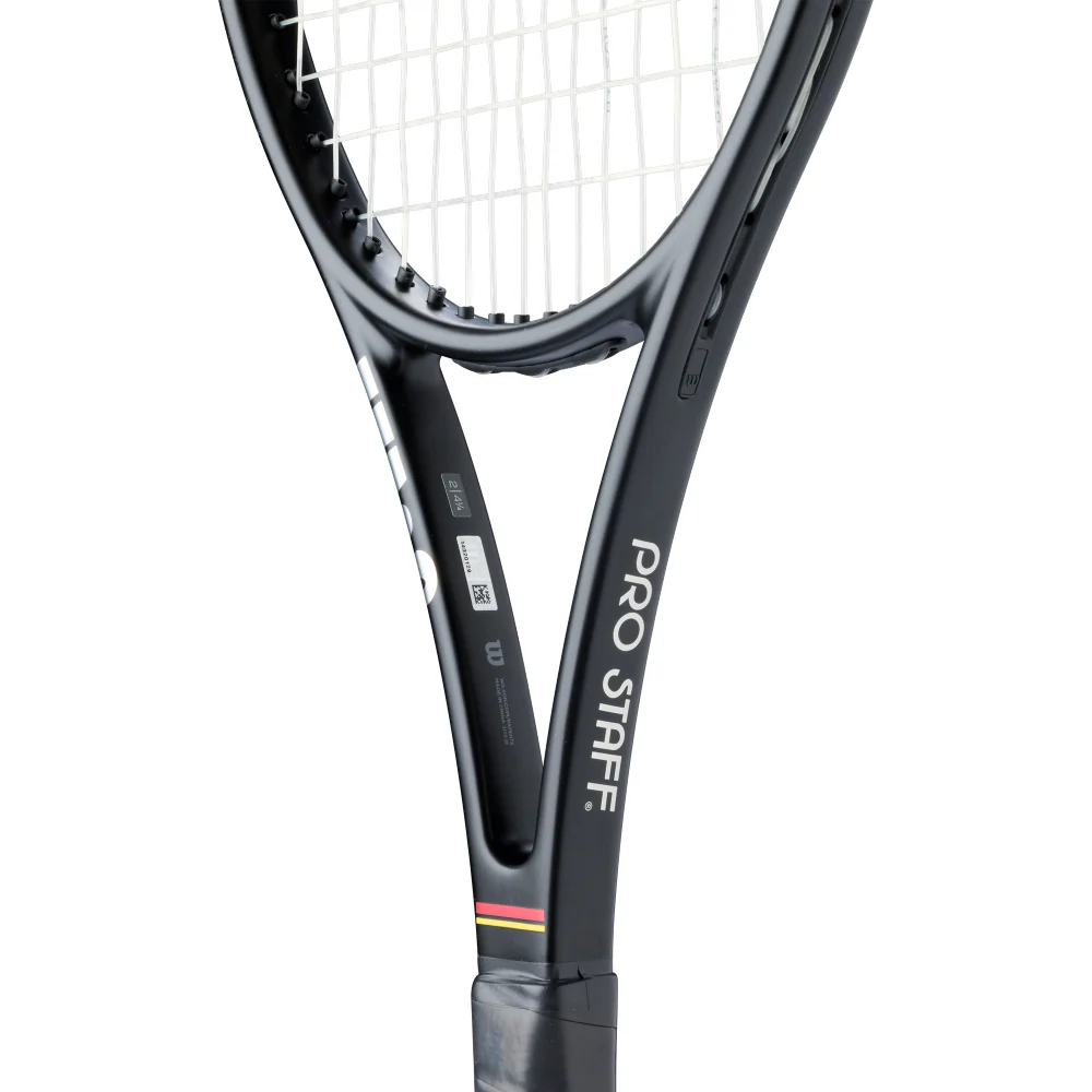 Wilson Pro Staff 97UL Classic V15 Tennis Racket - Strung - 2026 - Image 4